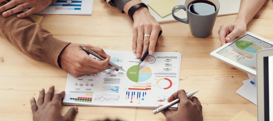 Challenges and Opportunities within the Employee Benefits Market 3 Benefits Benchmarking